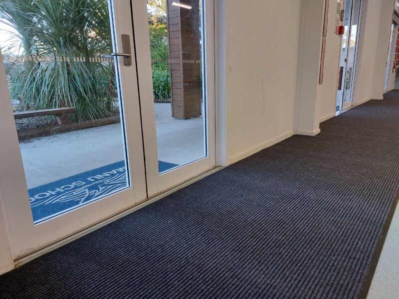 Moisture Plus Runner