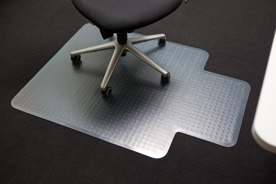 Rubber chair mat for hotsell carpet
