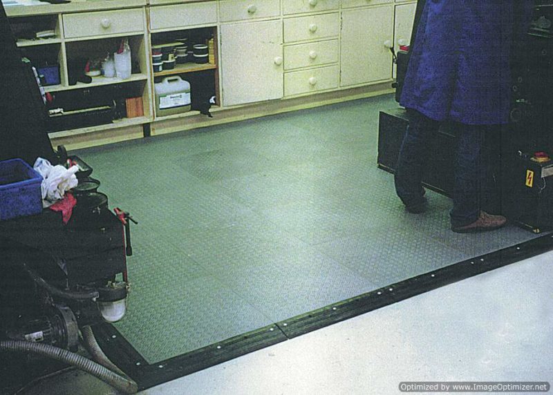 Industrial Comfort Solid - Image 3